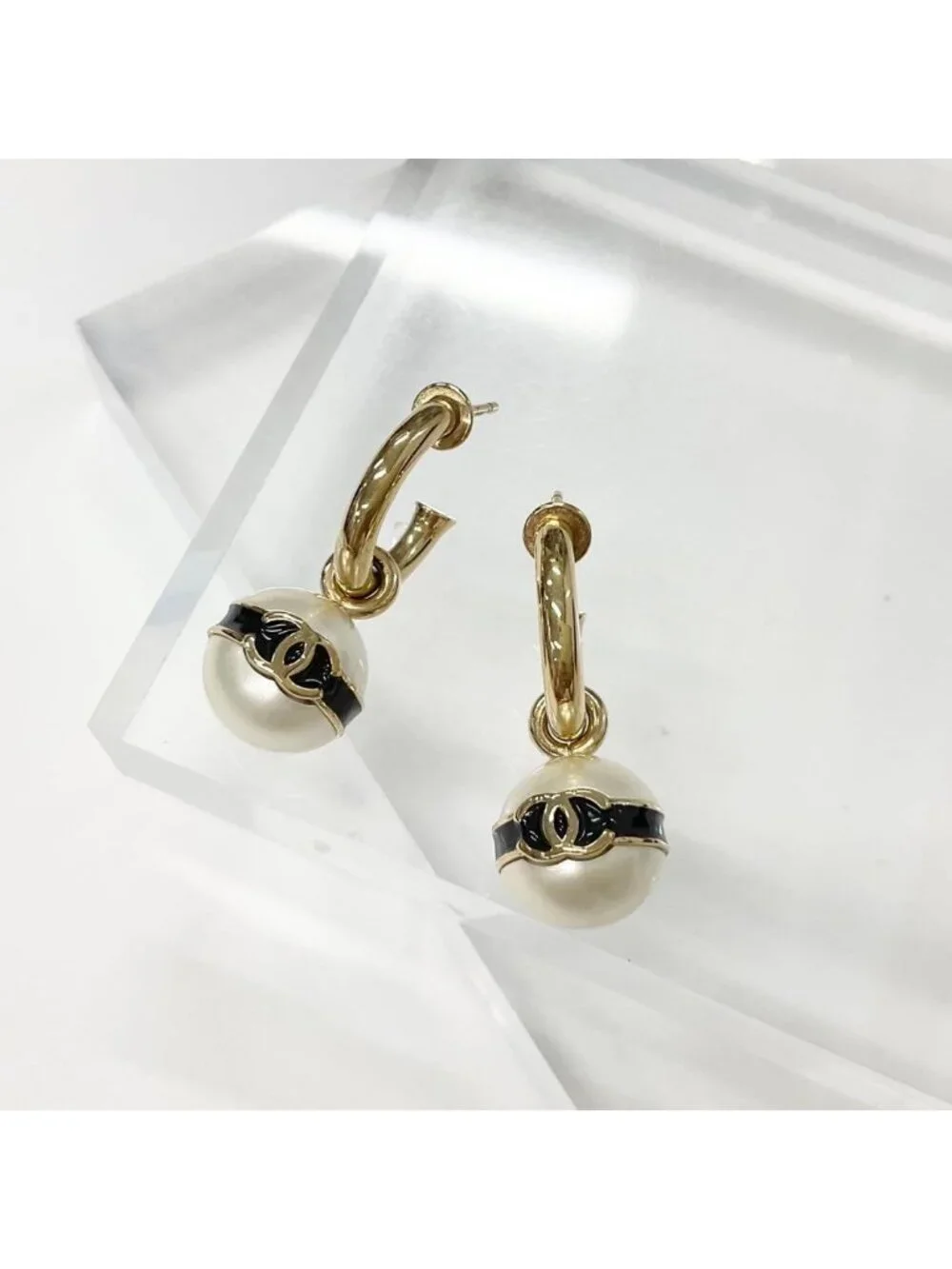 Chanel Earrings CC Logo Pearl Hoop Gold